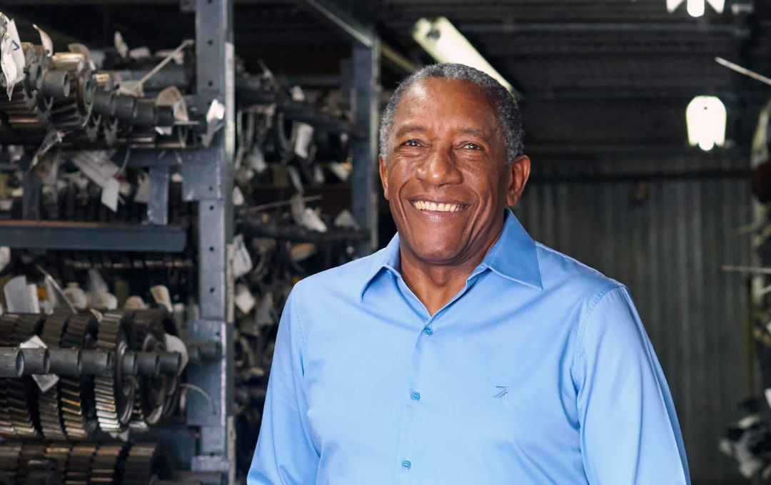 Geraldo Rufino é um empresário, palestrante e autor brasileiro