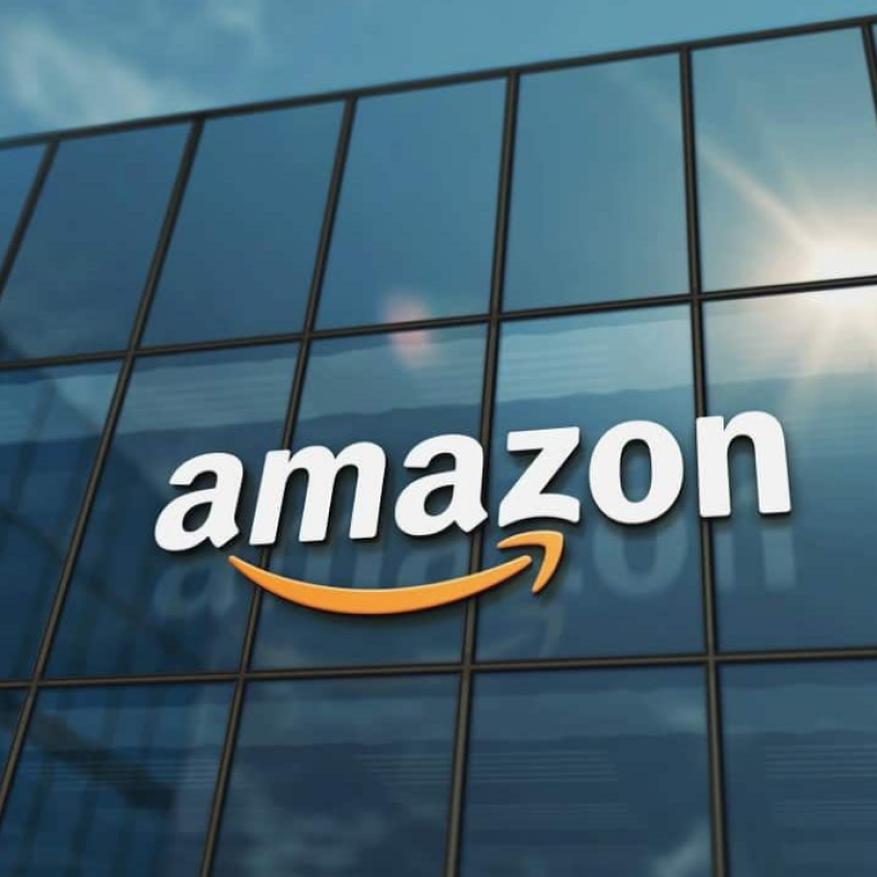 Amazon ultrapassou a Walmart em receita anual e passou a ocupar a posição de maior varejista do mundo